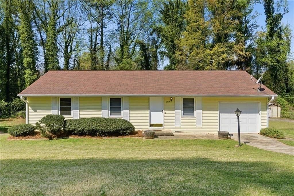 2614 Spring Drive, Smyrna, GA 30080 Main Photo