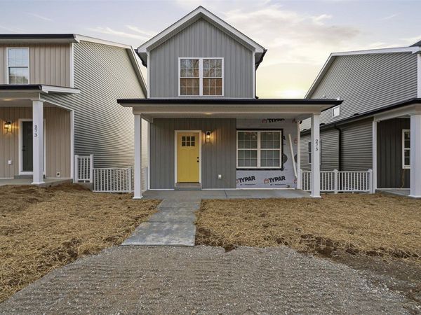 275 Washington Street , Brownsville, KY 42210