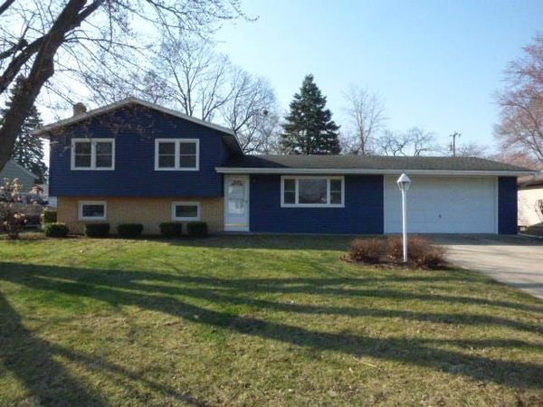 1740 Sumac Court, Beloit, WI 53511