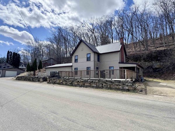 327 W River Street, Darlington, WI 53530