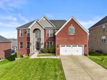 122 Inverness Drive, Georgetown, KY 40324