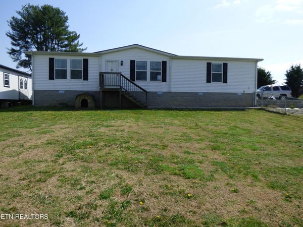 817 Hillendale Rd, Crossville, TN 38572