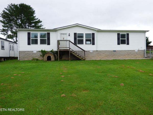 817 Hillendale Rd, Crossville, TN 38572