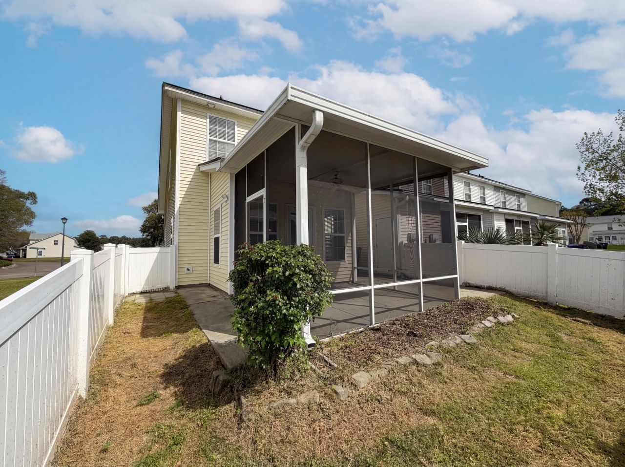 147 Lake Jogassee Drive Photo 5