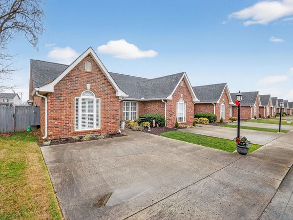 617 E Lane St , Shelbyville, TN 37160