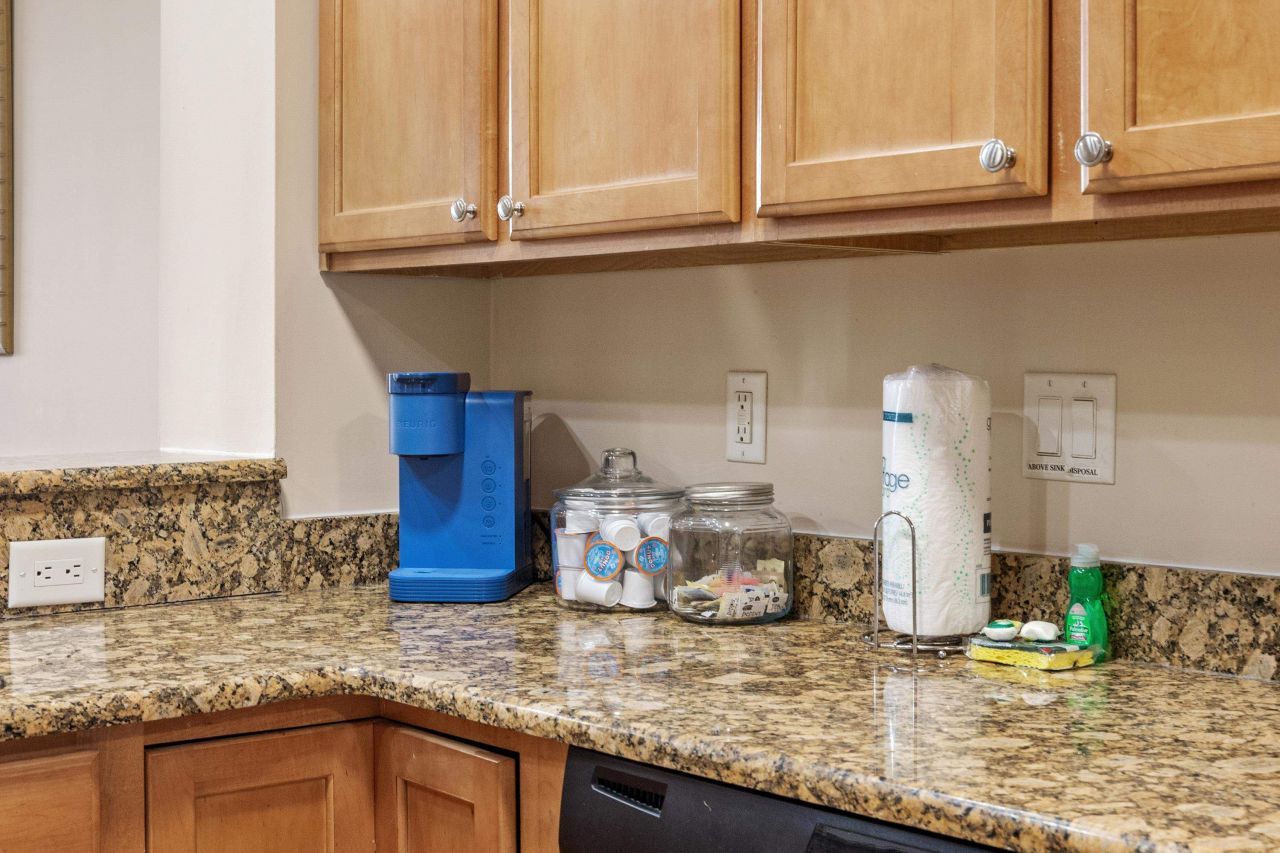 213 76th Ave. N Photo 11