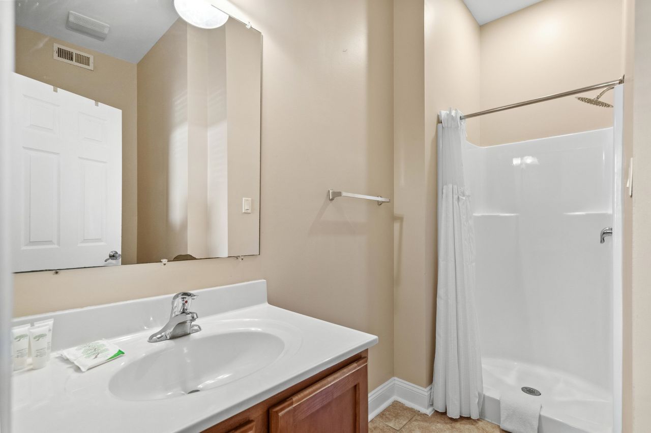 213 76th Ave. N Photo 31