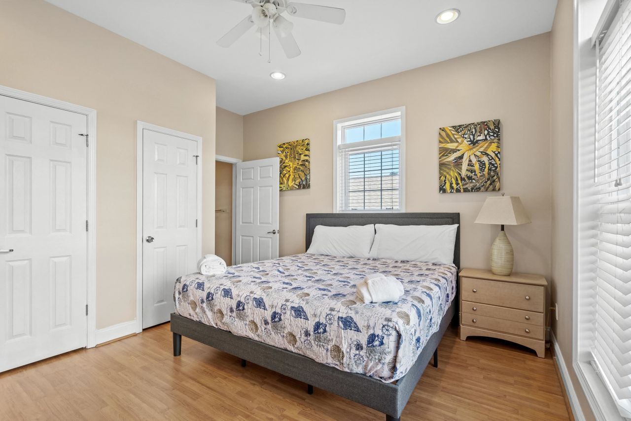 213 76th Ave. N Photo 37