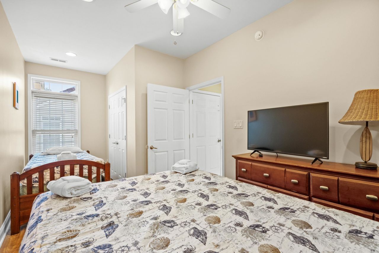 213 76th Ave. N Photo 50