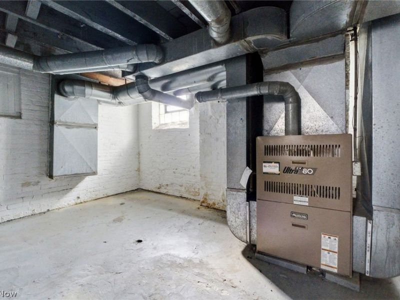 2182 E 80th Street, Cleveland, OH 44103 Photo 40