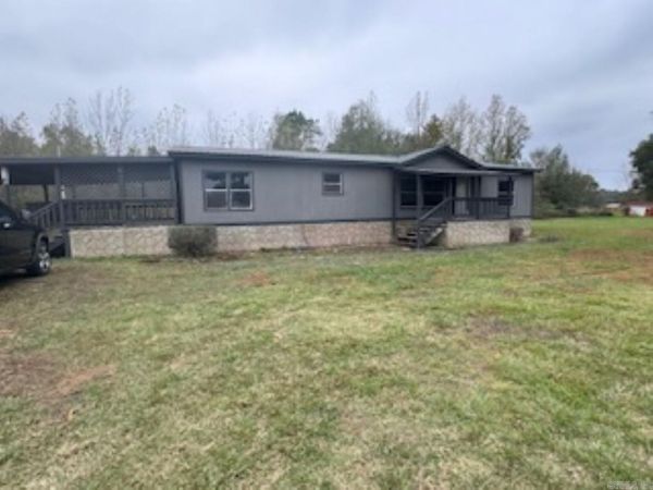 203 Ouachita 406, Camden, AR 71701