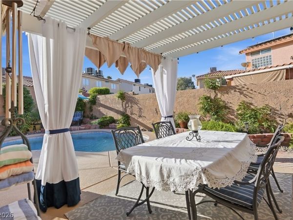 969 Pack Saddle Court, Henderson, NV 89014