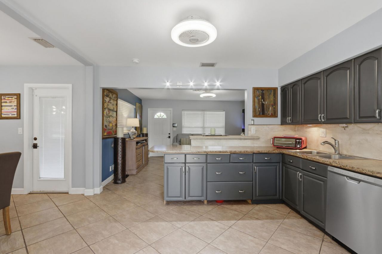 720 NE 7th Street, Pompano Beach, FL 33060 Photo