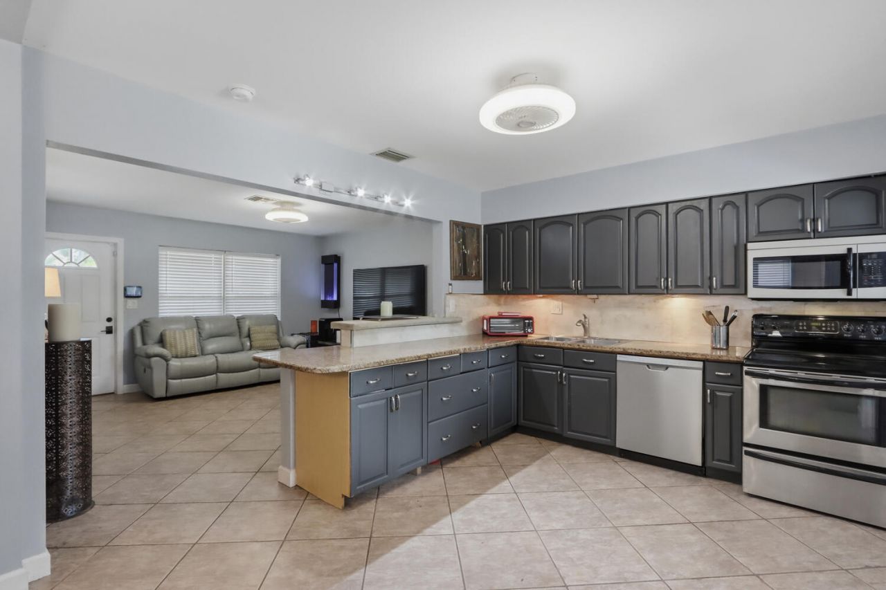 720 NE 7th Street, Pompano Beach, FL 33060 Photo