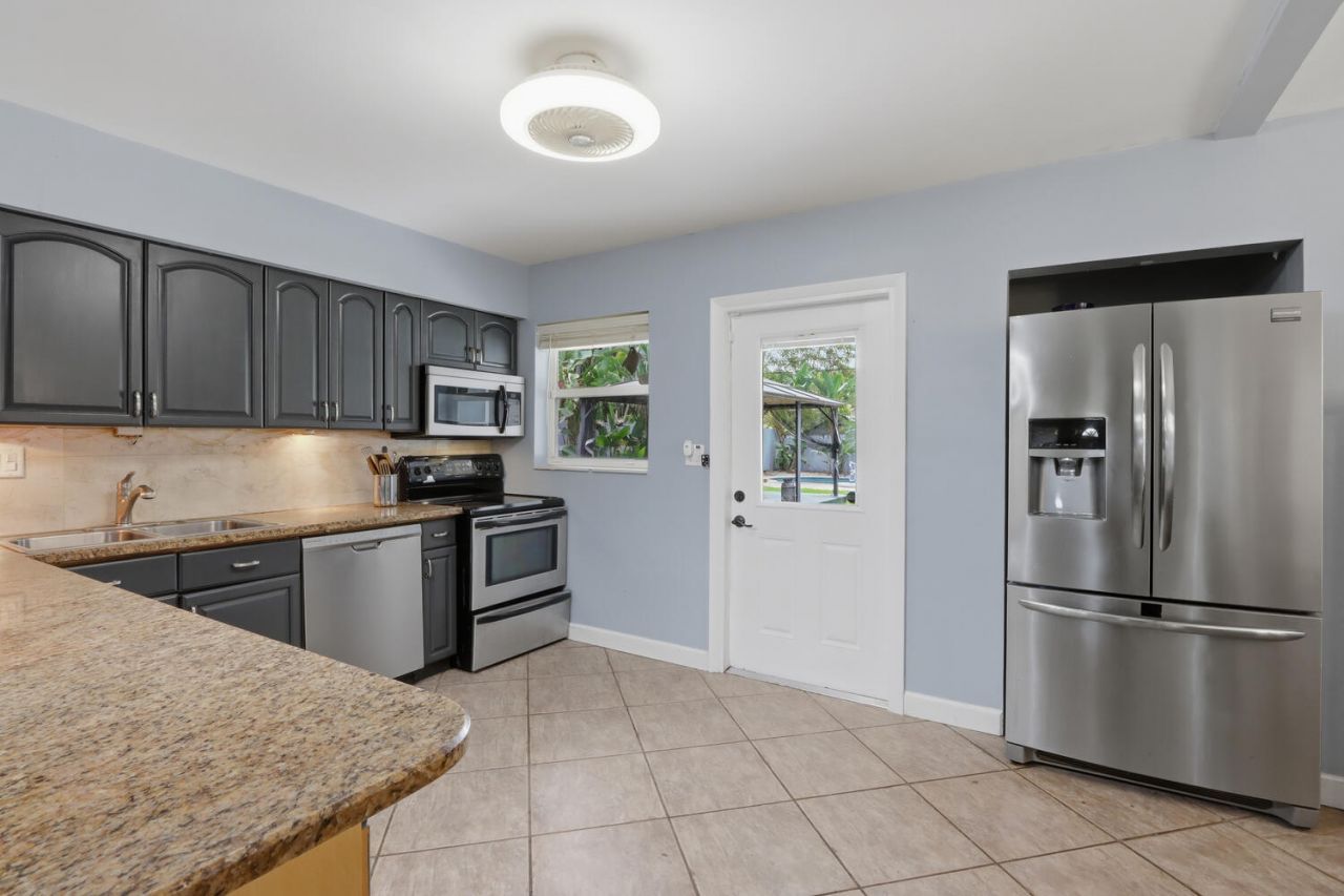 720 NE 7th Street, Pompano Beach, FL 33060 Photo