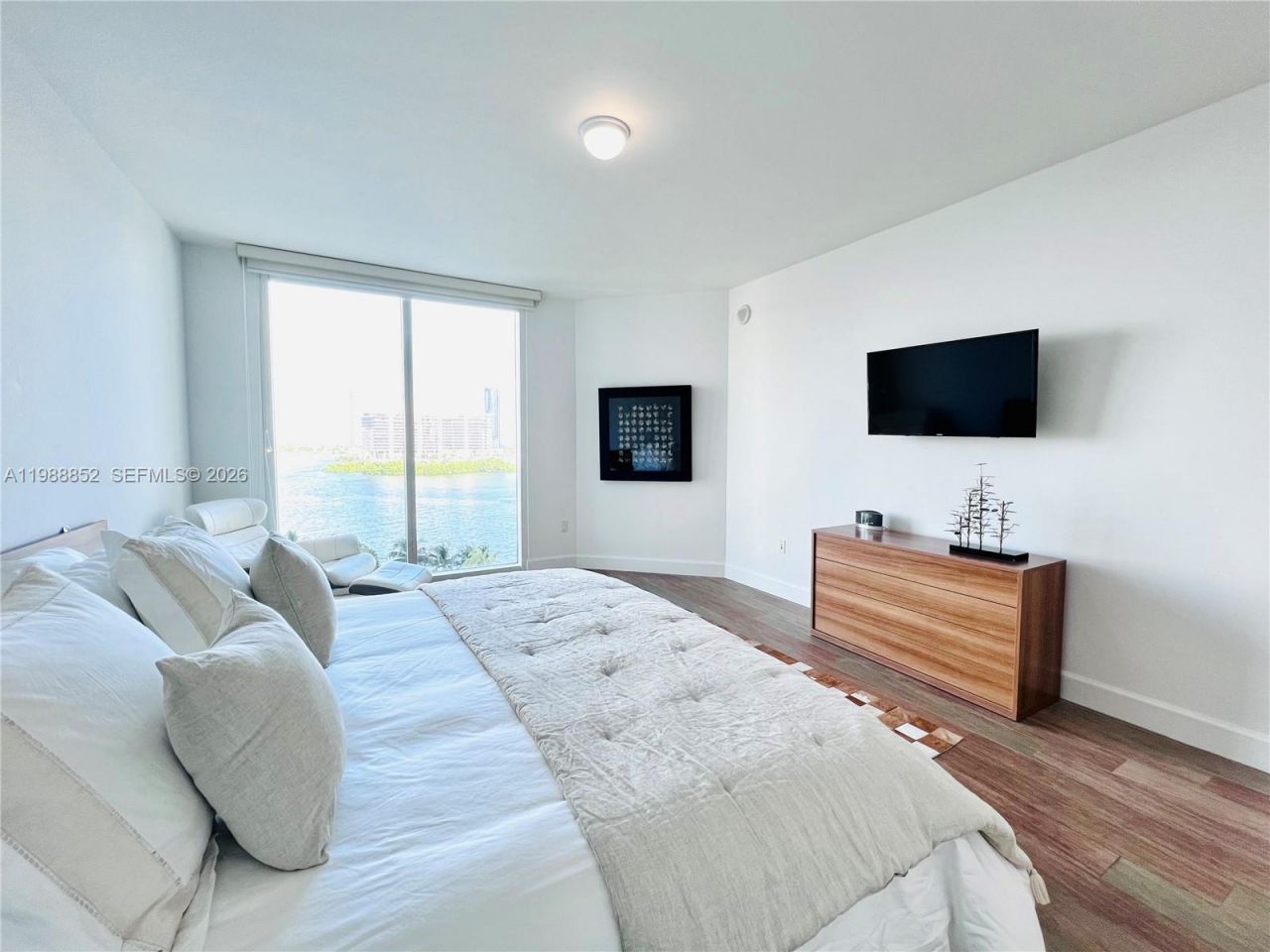 3301 NE 183rd St, Unit 905, Aventura, FL 33160 Photo