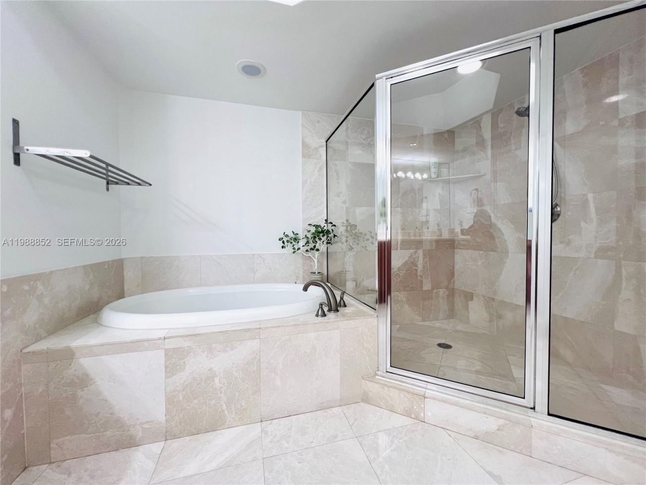 3301 NE 183rd St, Unit 905, Aventura, FL 33160 Photo