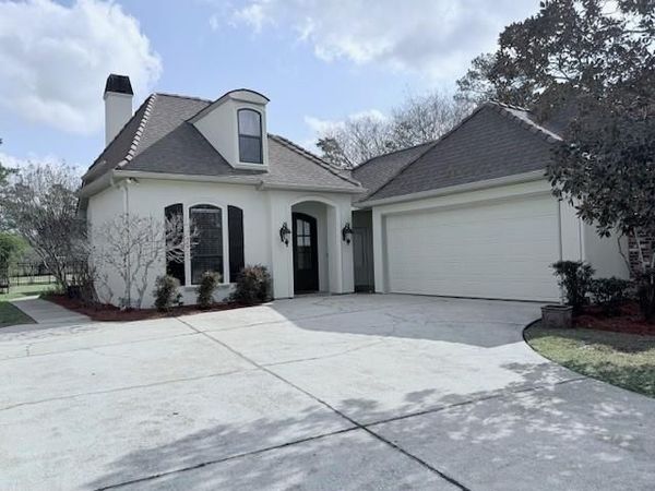 228 HIGH Street , Abita Springs, LA 70420