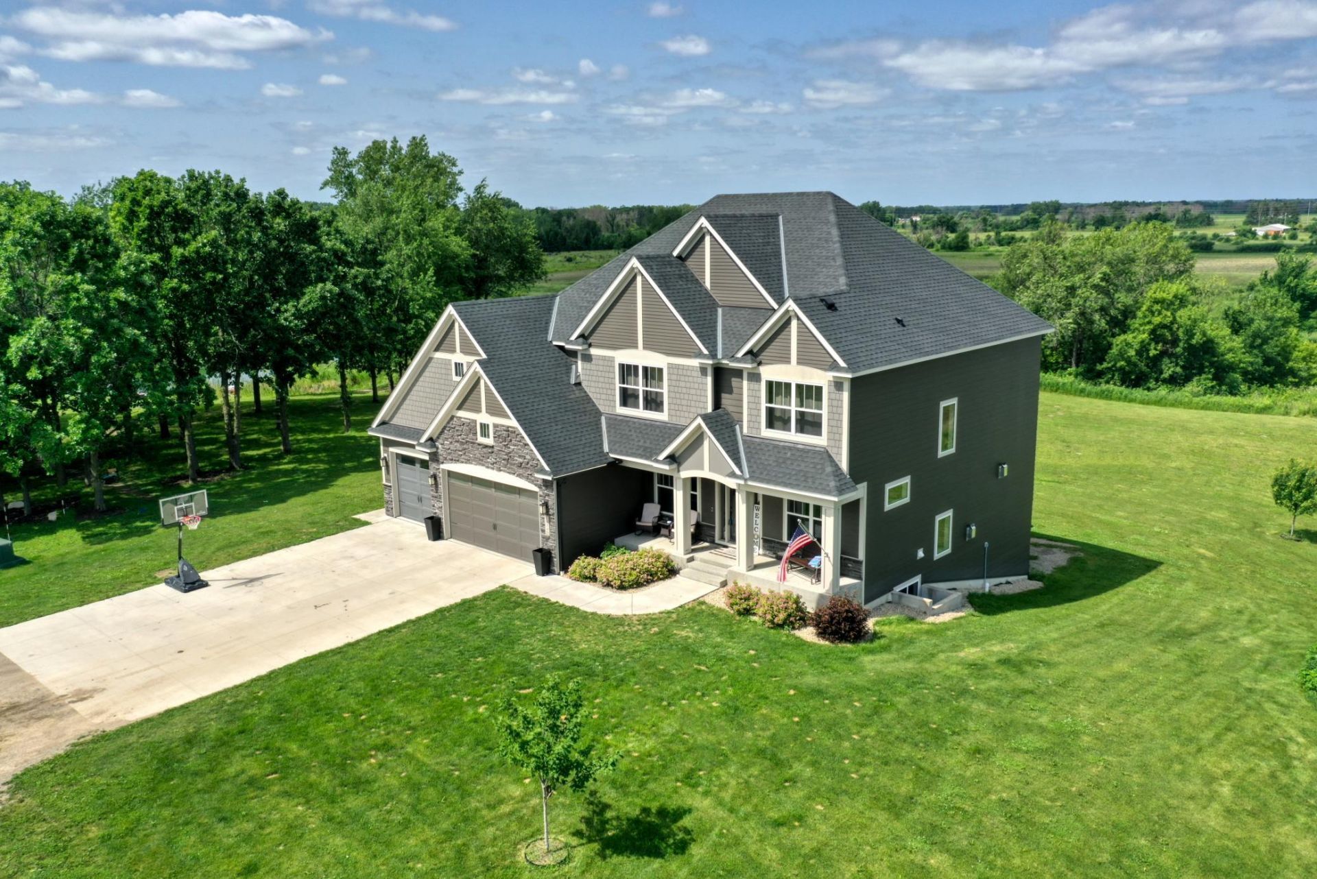 18340 Forest Road N, Forest Lake, MN 55025