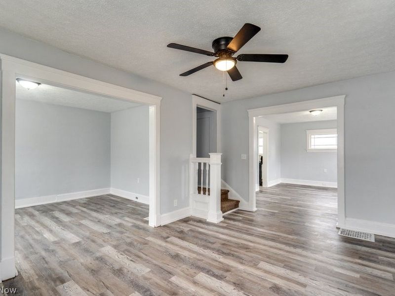 3127 W 90th Street, Cleveland, OH 44102 Photo 4