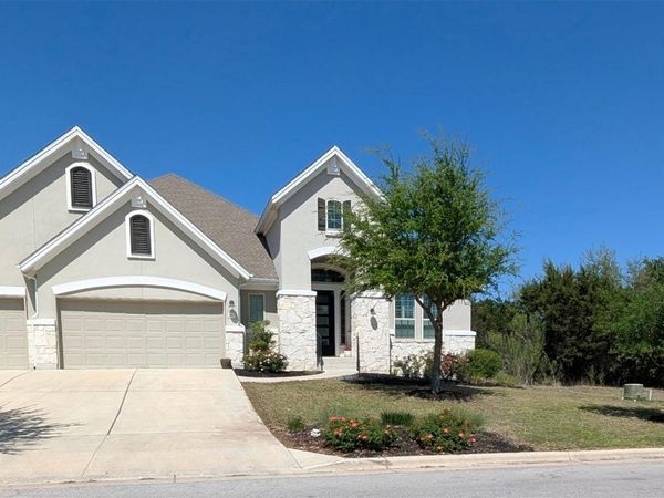467 Jacksdaw DR, Austin, TX 78737