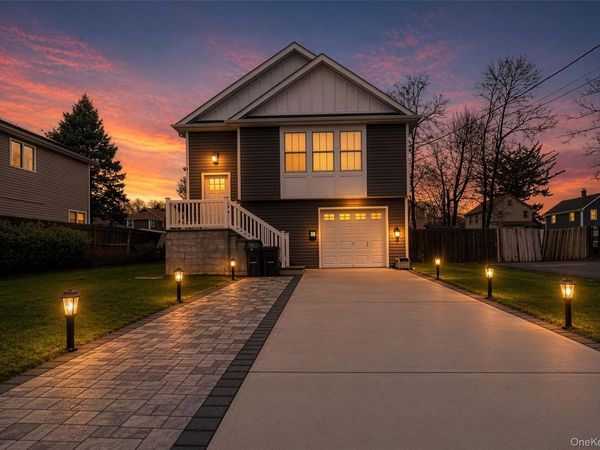 14 E 5th Street, Huntington, NY 11746