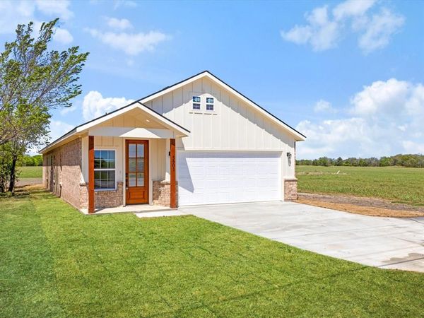 5501 Fm 879, Garrett, TX 75119