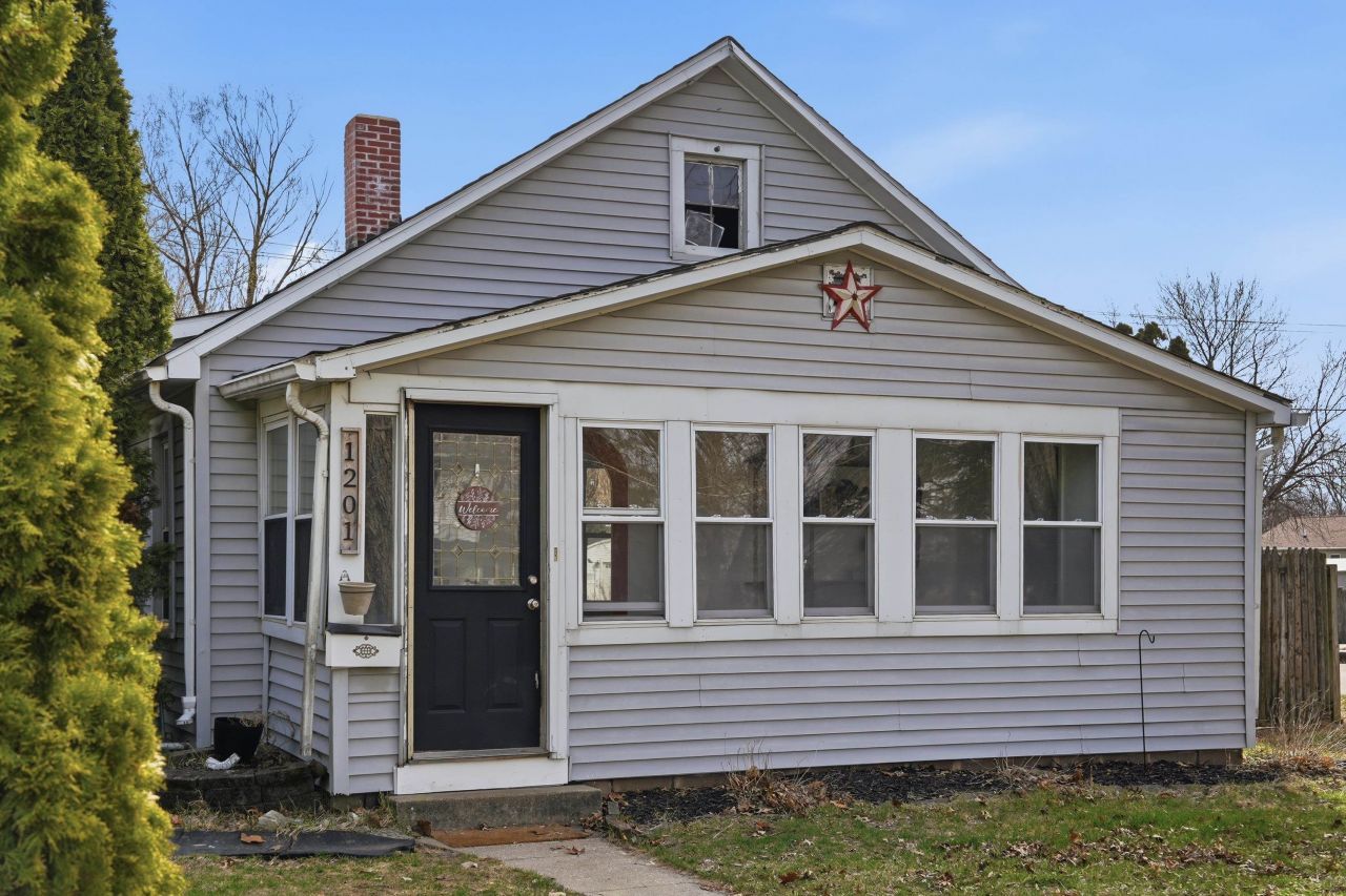 1201 14th Avenue, Rock Falls, IL 61071 Main Photo