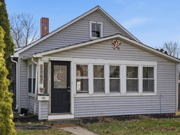 1201 14th Avenue, ROCK FALLS, IL 61071