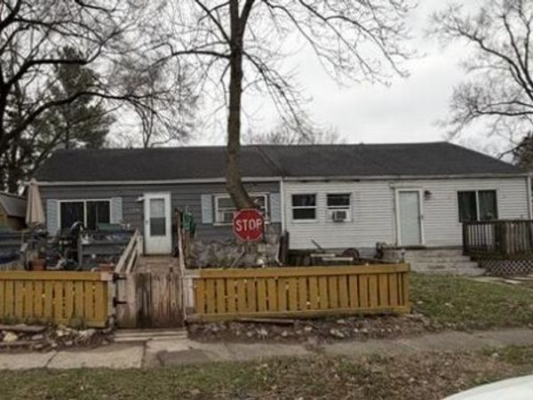 259 S Ivanhoe Road, Kingsford Heights, IN 46346