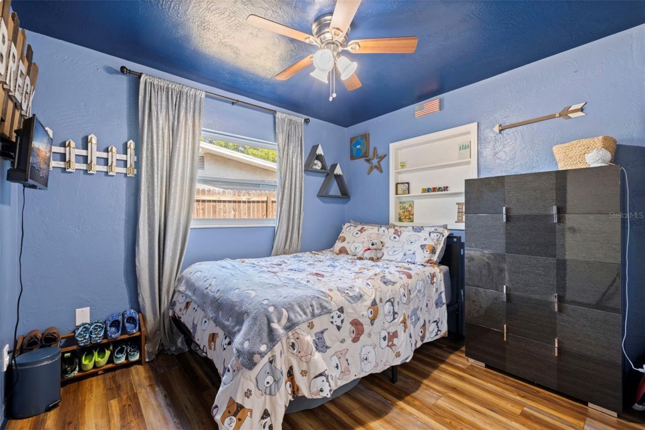 280 38th Avenue Se, Saint Petersburg, FL 33705 Photo