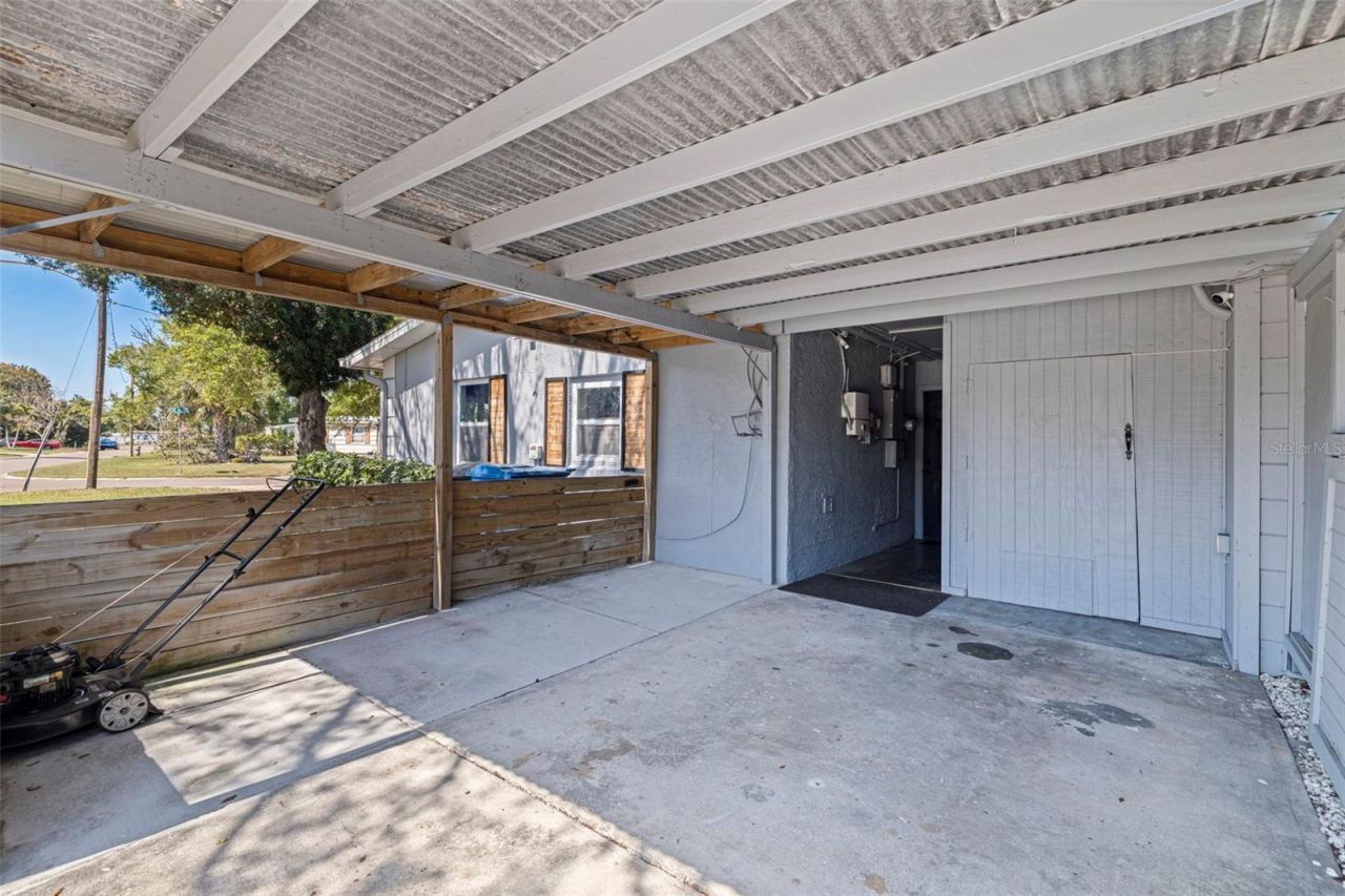 280 38th Avenue Se, Saint Petersburg, FL 33705 Photo