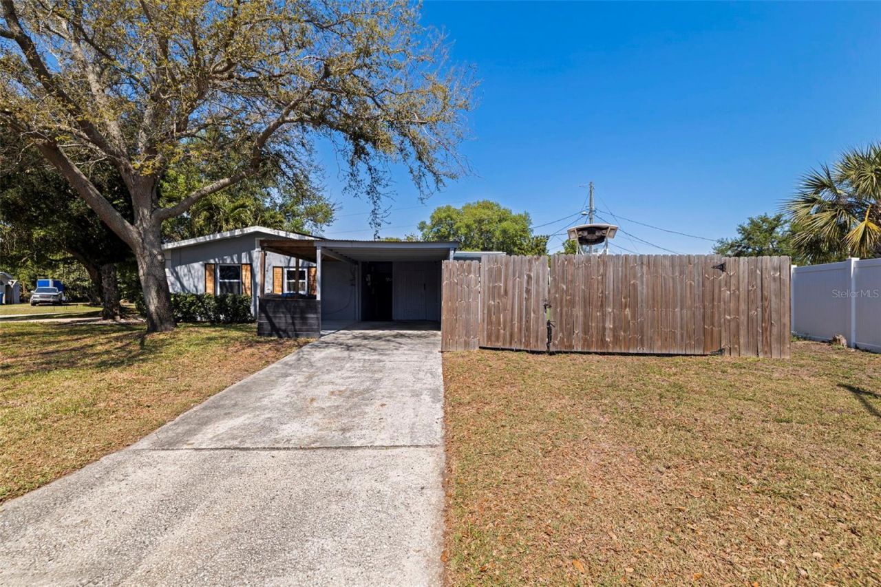 280 38th Avenue Se, Saint Petersburg, FL 33705 Photo