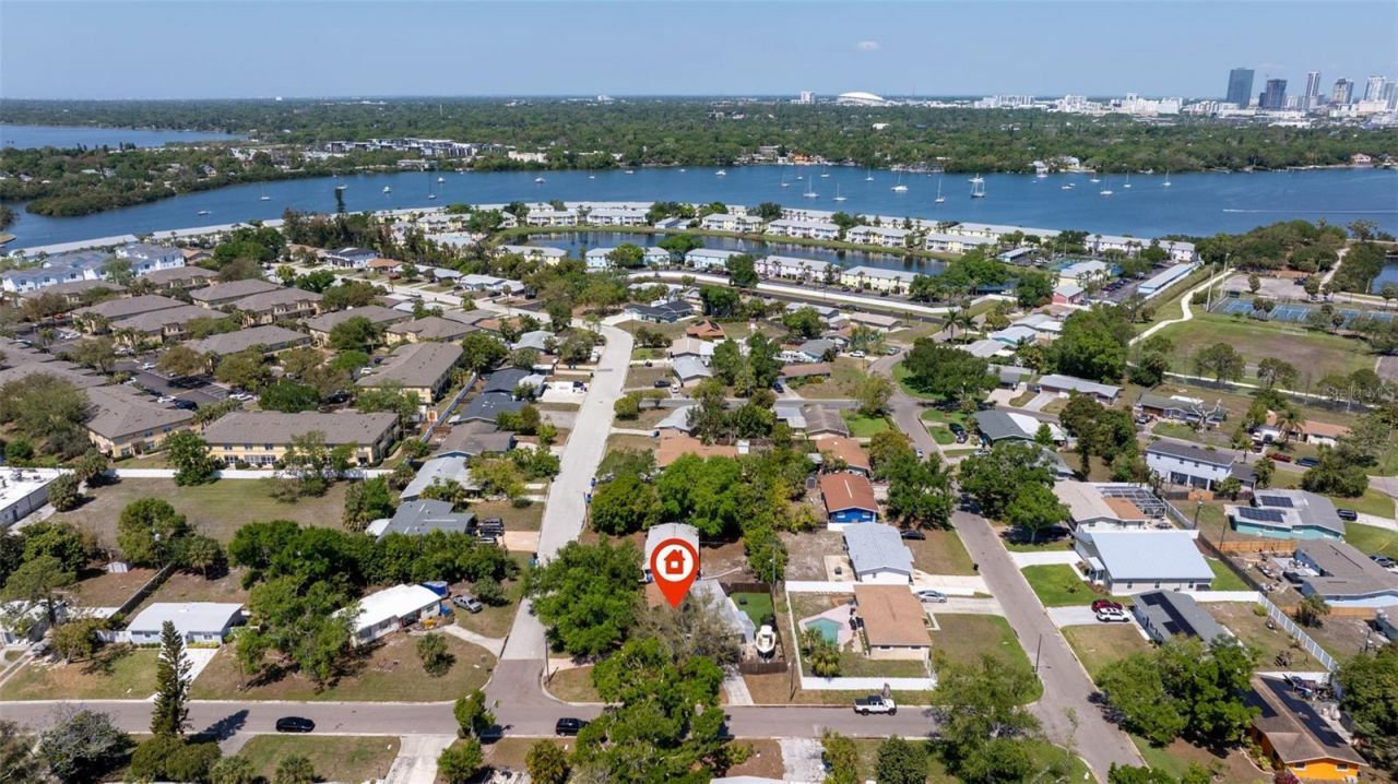 280 38th Avenue Se, Saint Petersburg, FL 33705 Photo