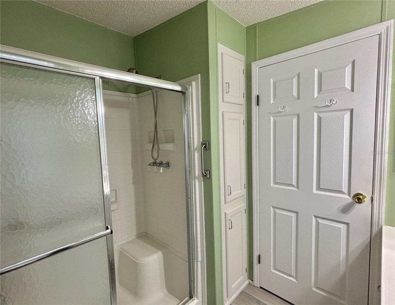 102 Americana Court Ne, Unit 206, Saint Petersburg, FL 33702 Photo