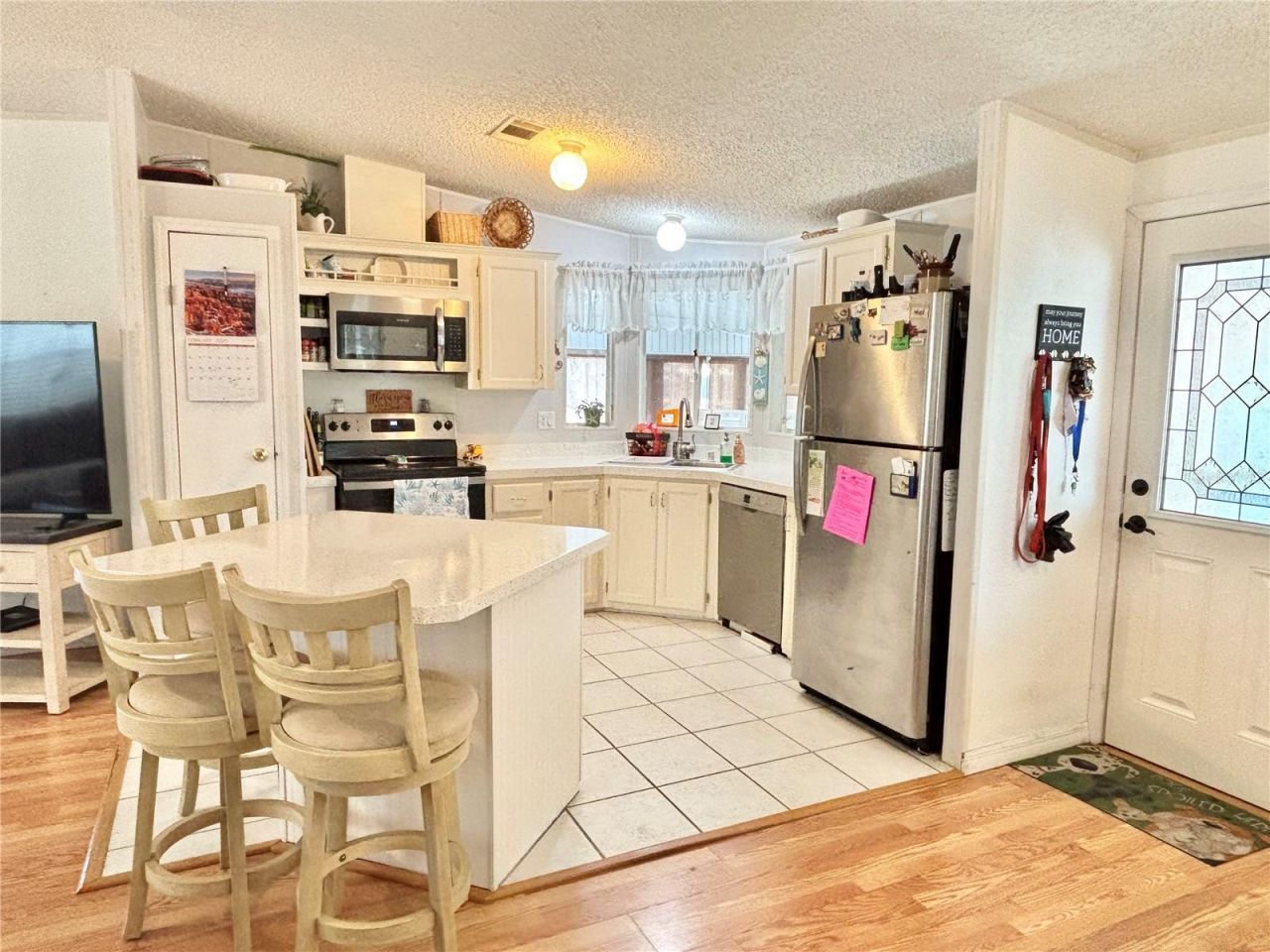 102 Americana Court Ne, Unit 206, Saint Petersburg, FL 33702 Photo