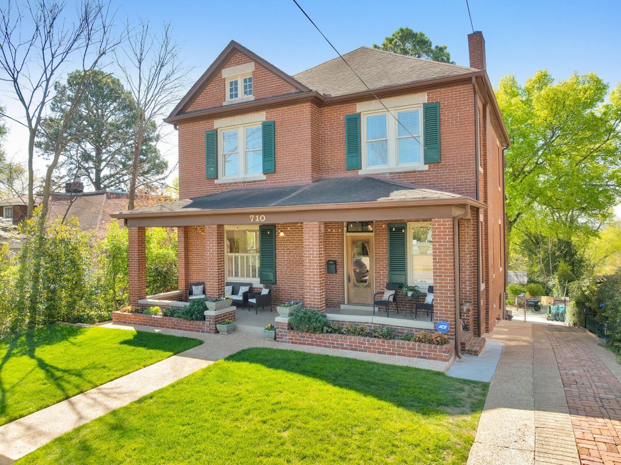 710 Mississippi Avenue, Chattanooga, TN 37405 Main Photo