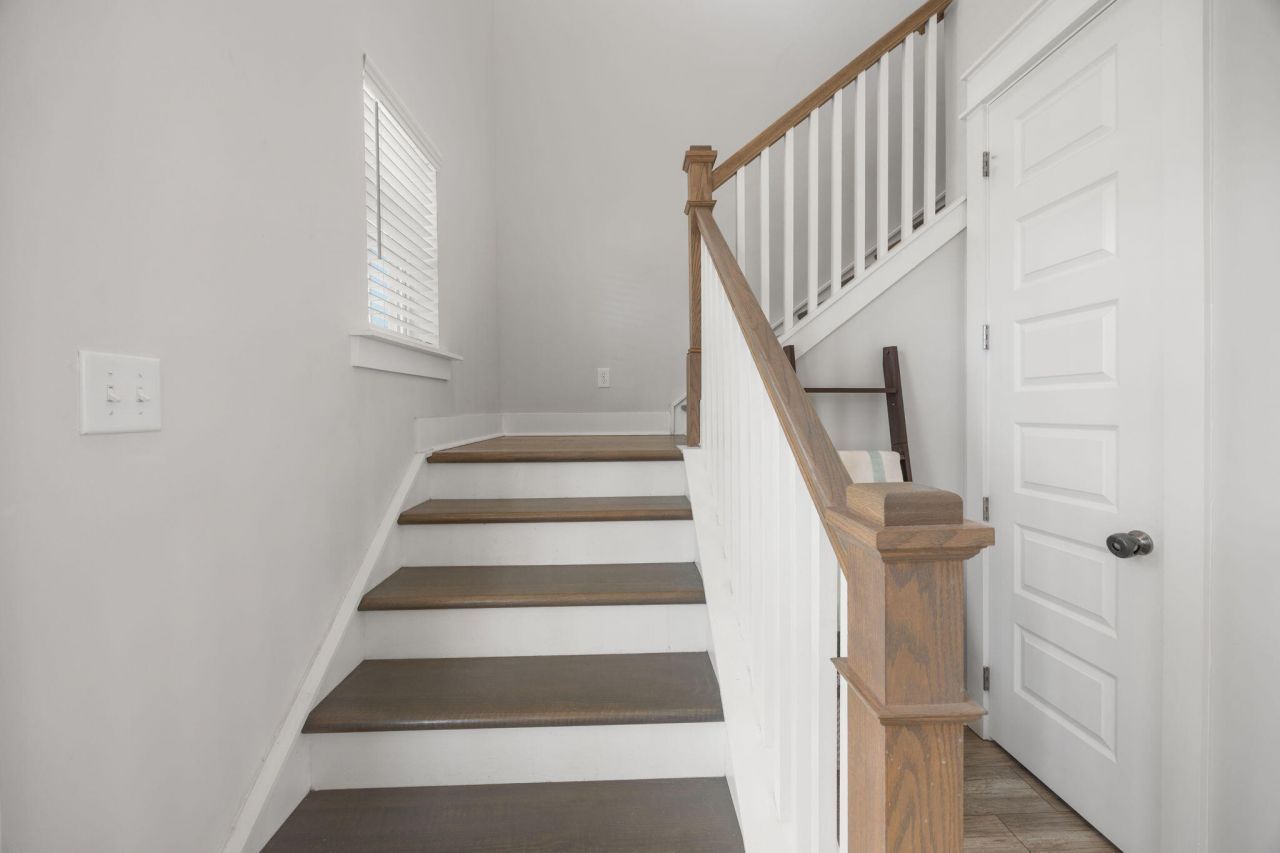 190 Helena Park Drive Photo 17