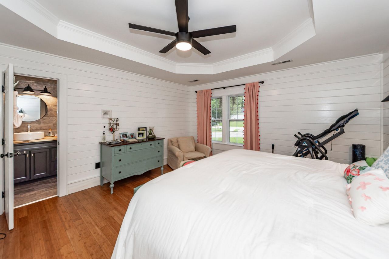 1201 Raptor Drive Photo 11