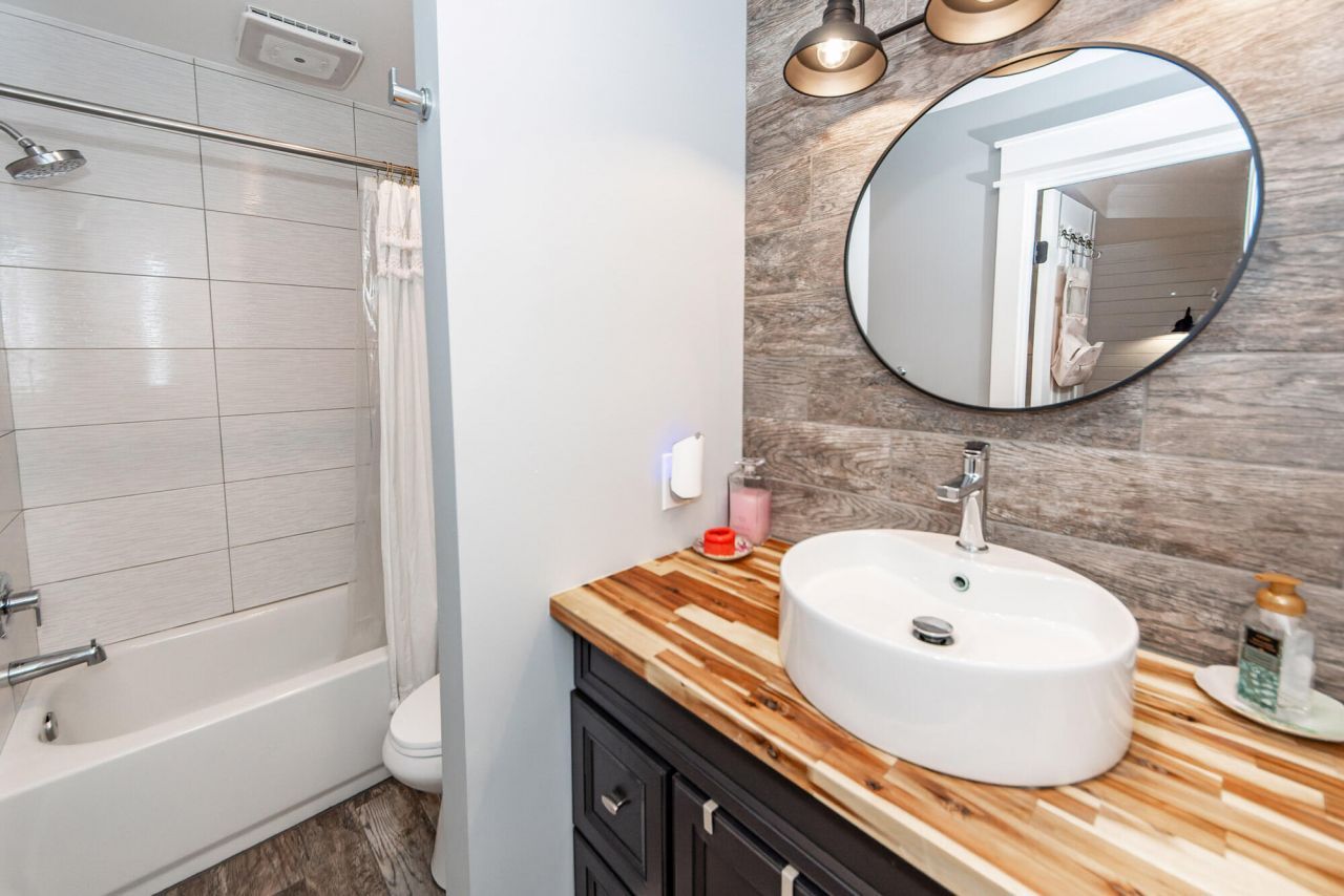 1201 Raptor Drive Photo 13