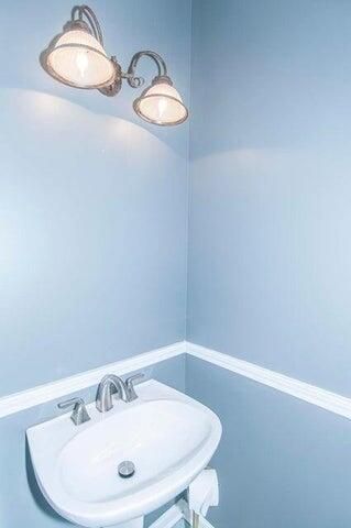 1178 W Park View Place Photo 19