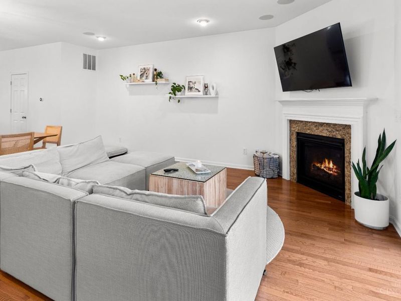 3450 Golden Avenue, Unit 2, Cincinnati, OH 45226 Photo 11