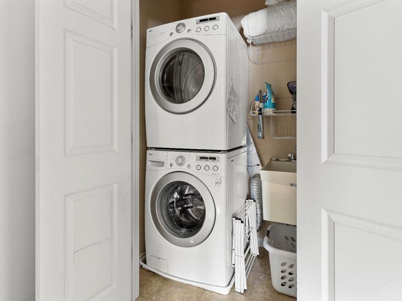 3450 Golden Avenue, Unit 2, Cincinnati, OH 45226 Photo 27