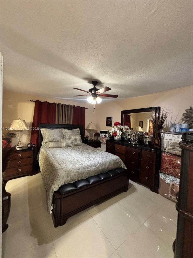 2310 W 74th St , Unit 103, Hialeah, FL 33016 Photo