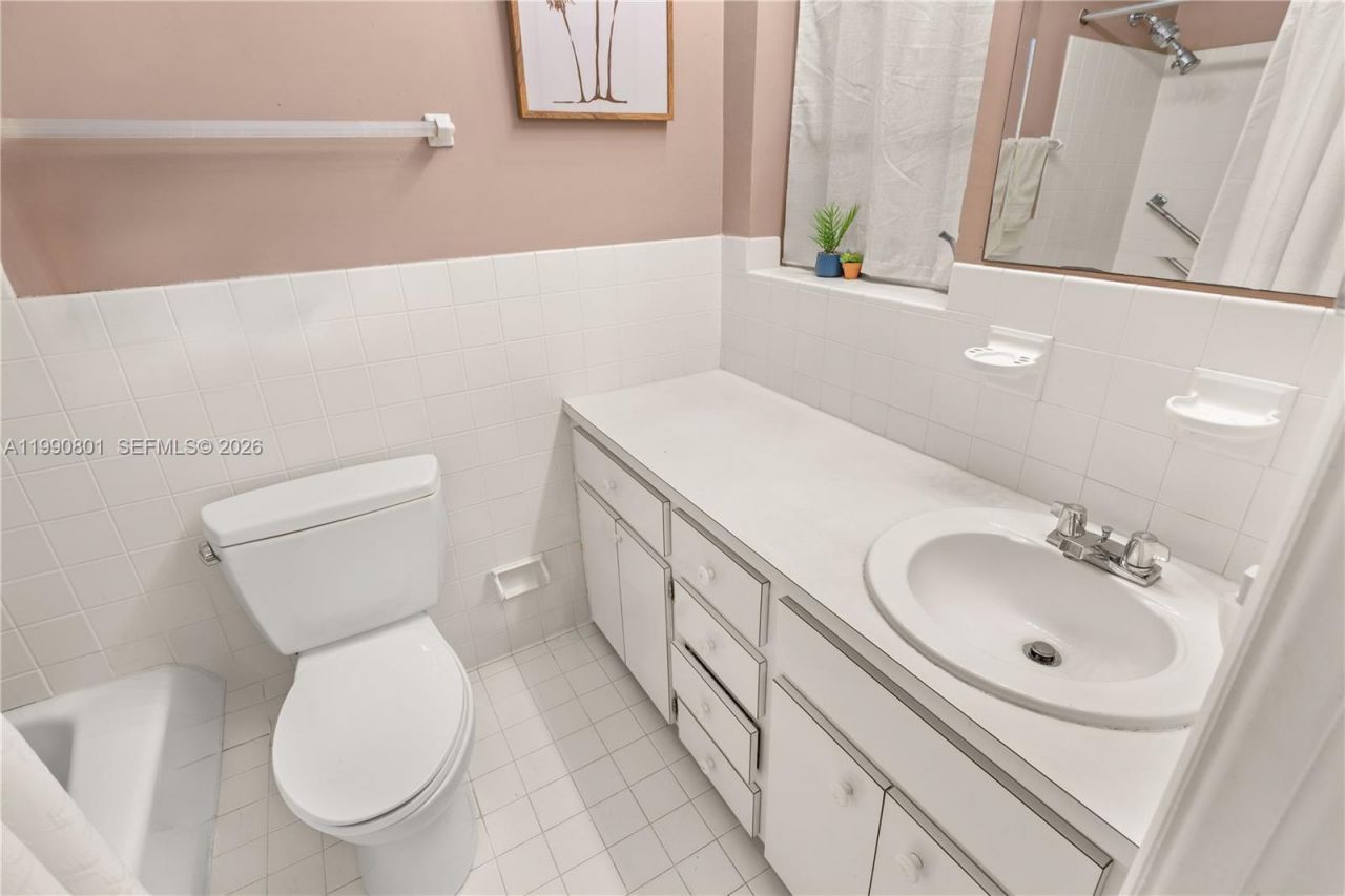 5921 Turin St, Coral Gables, FL 33146 Photo