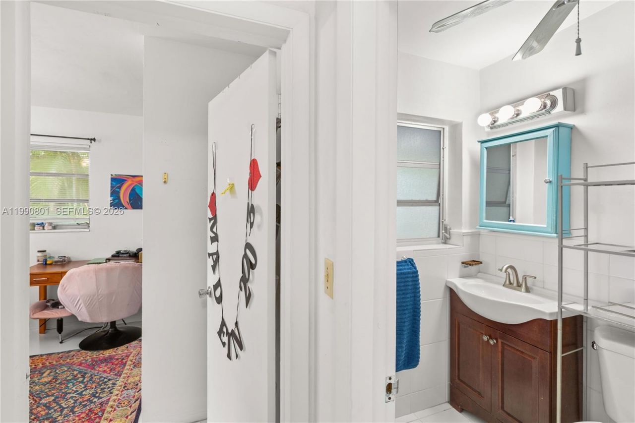 5921 Turin St, Coral Gables, FL 33146 Photo