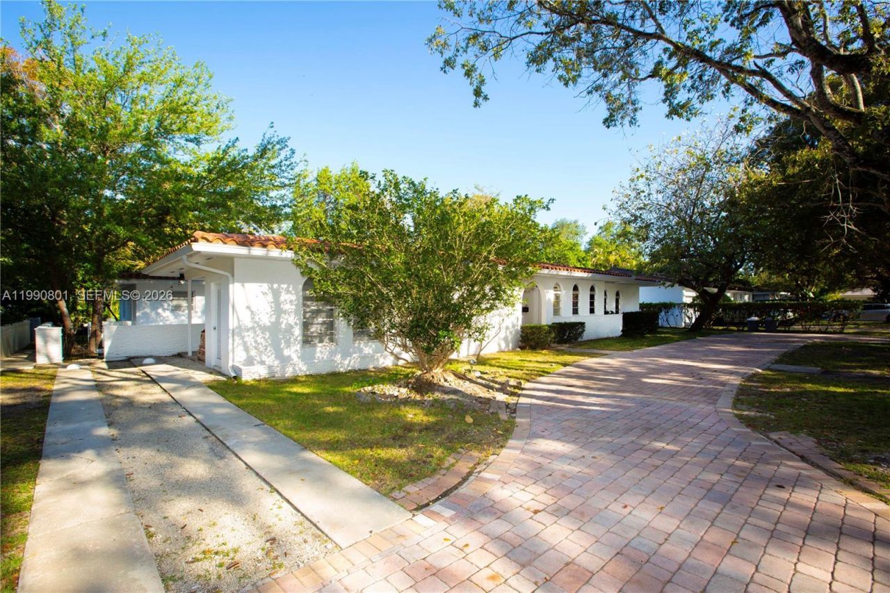 5921 Turin St, Coral Gables, FL 33146 Photo