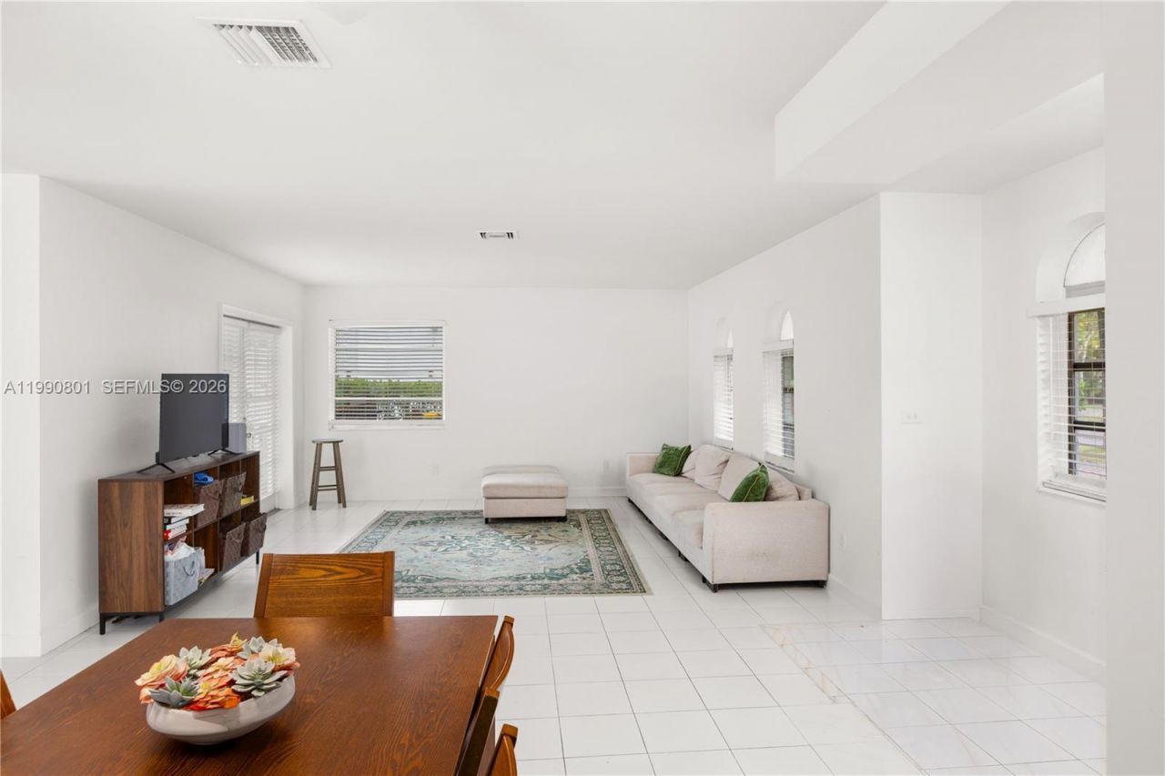 5921 Turin St, Coral Gables, FL 33146 Photo