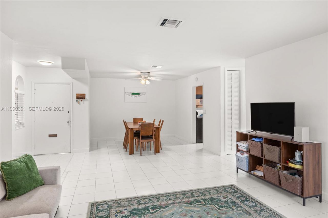 5921 Turin St, Coral Gables, FL 33146 Photo