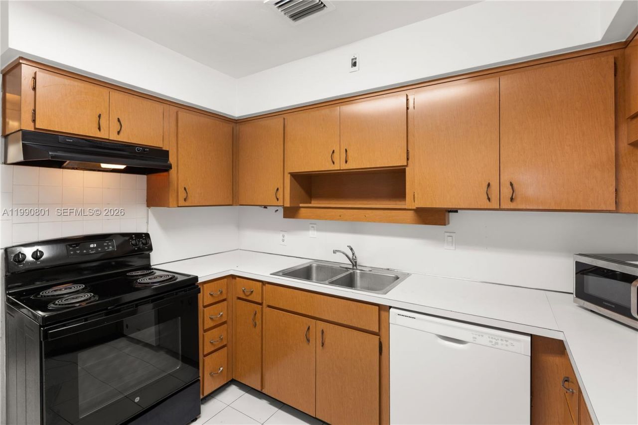 5921 Turin St, Coral Gables, FL 33146 Photo